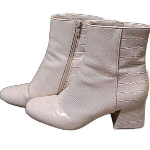 Steve Madden Davist Croc Texture Heeled Boots